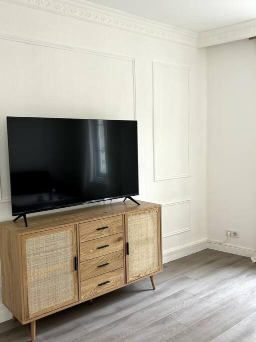 Apartmán Le Petit Paris Compiègne Exteriér fotografie